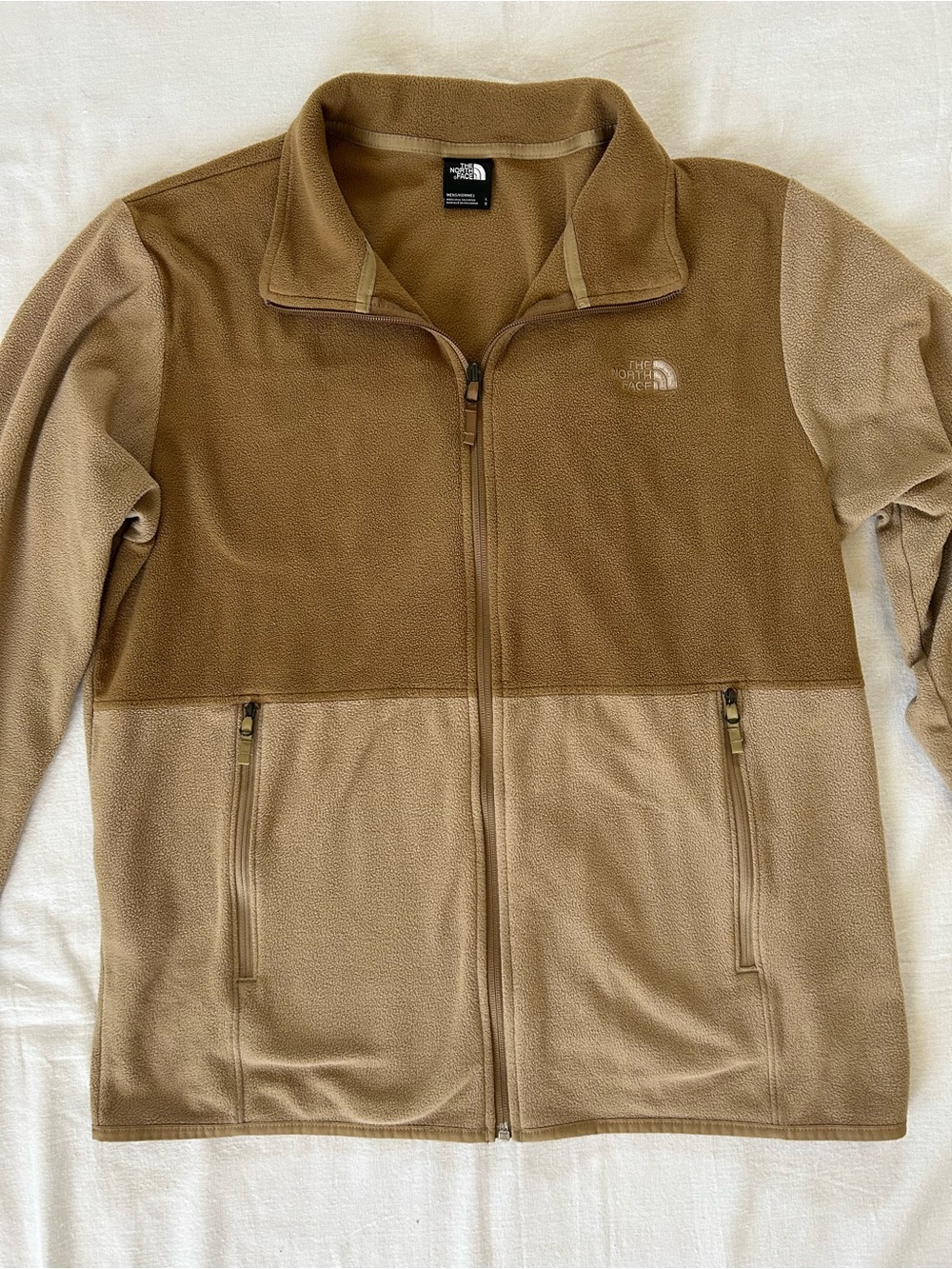 The North Face | Men’s Tan Soft Zippered Jacket with Pockets size Large